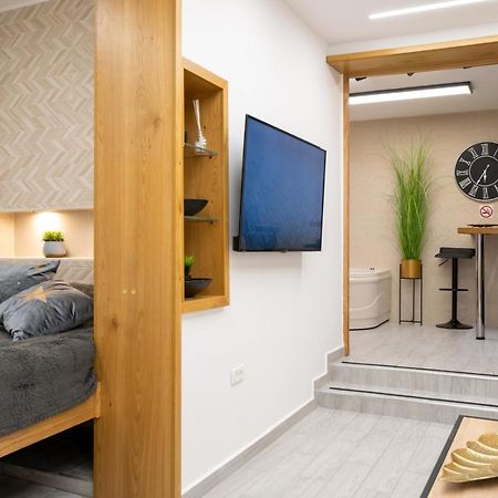 Romsuites - Amazing Atmosphere, Baha'I Gardens Main Street, German Colony Haifa Buitenkant foto